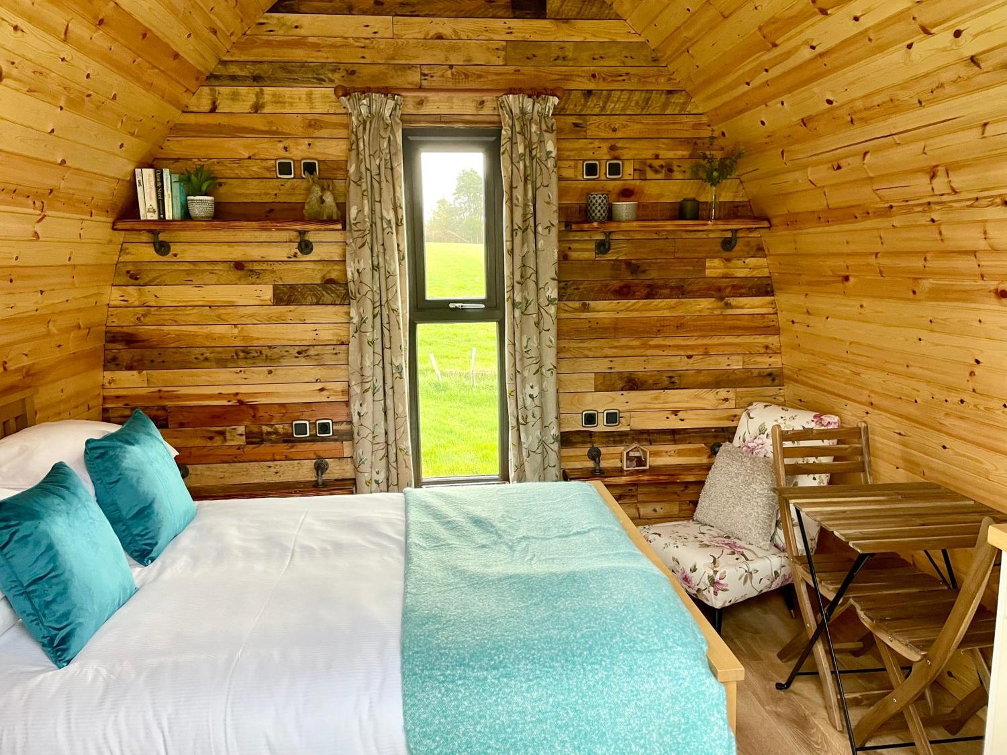 Alder Pod, Clay Bank Huts Hotel Ingleby Greenhow ภายนอก รูปภาพ