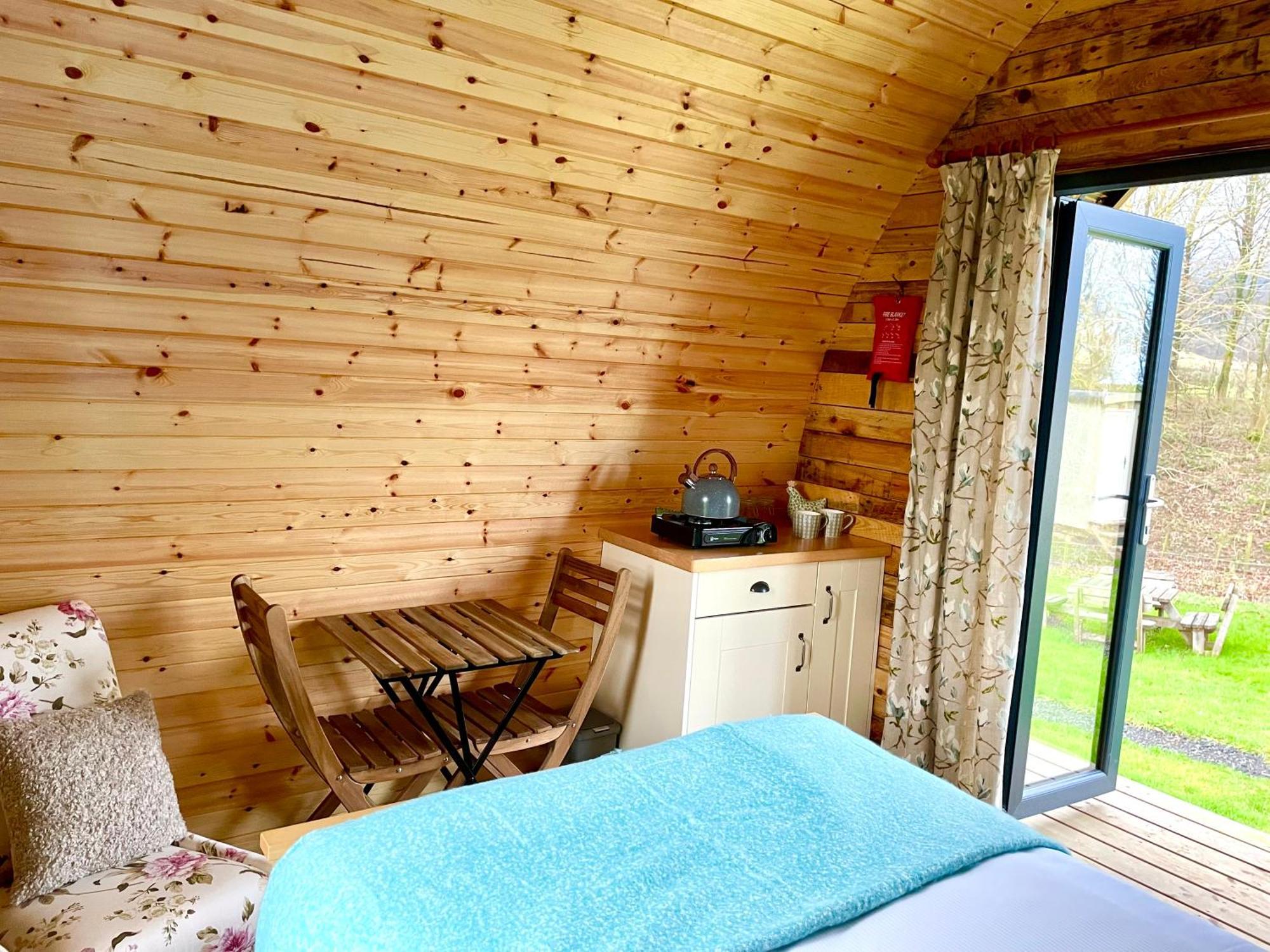 Alder Pod, Clay Bank Huts Hotel Ingleby Greenhow ภายนอก รูปภาพ