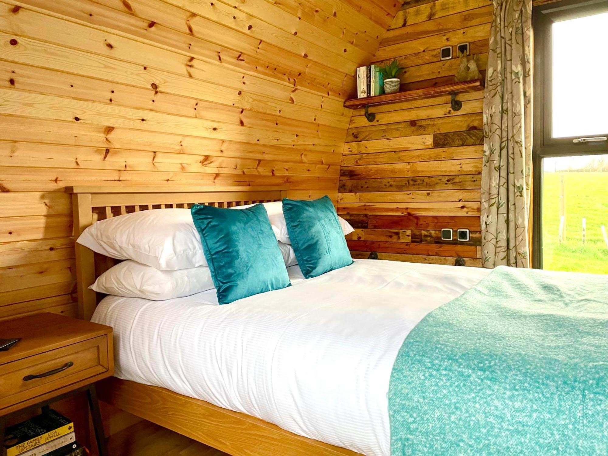 Alder Pod, Clay Bank Huts Hotel Ingleby Greenhow ภายนอก รูปภาพ
